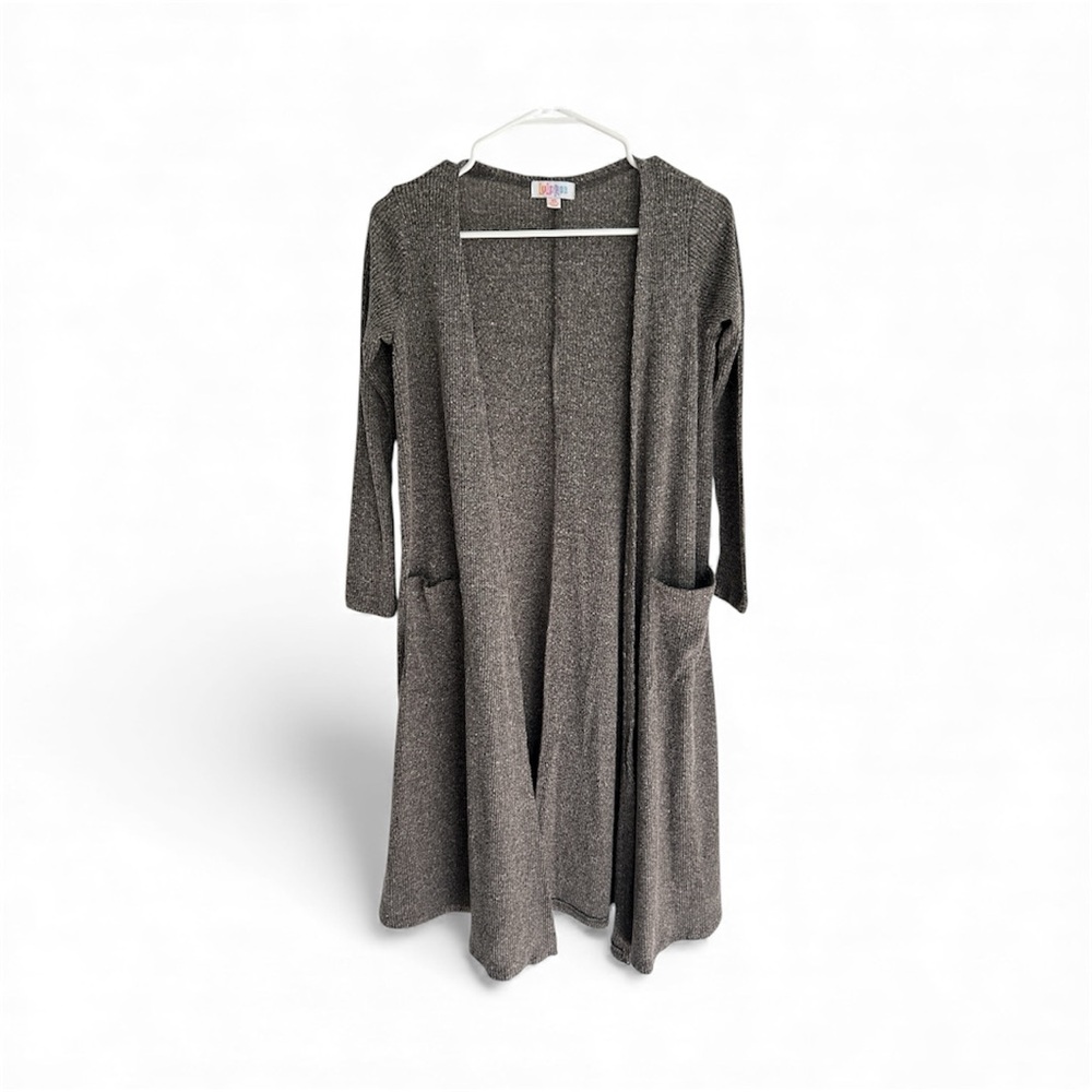 LuLaRoe Sarah long duster cardigan in a gray ribbed knit fabric.